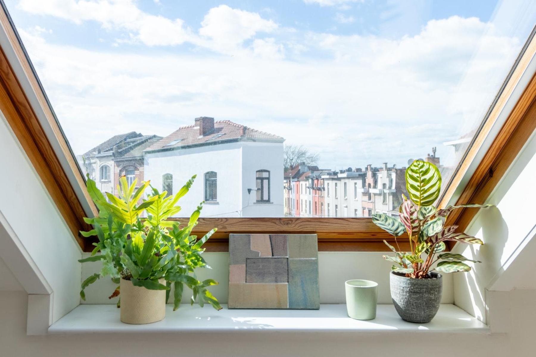 Guesthouse Private Studio Nearby Old Town Гент Екстериор снимка